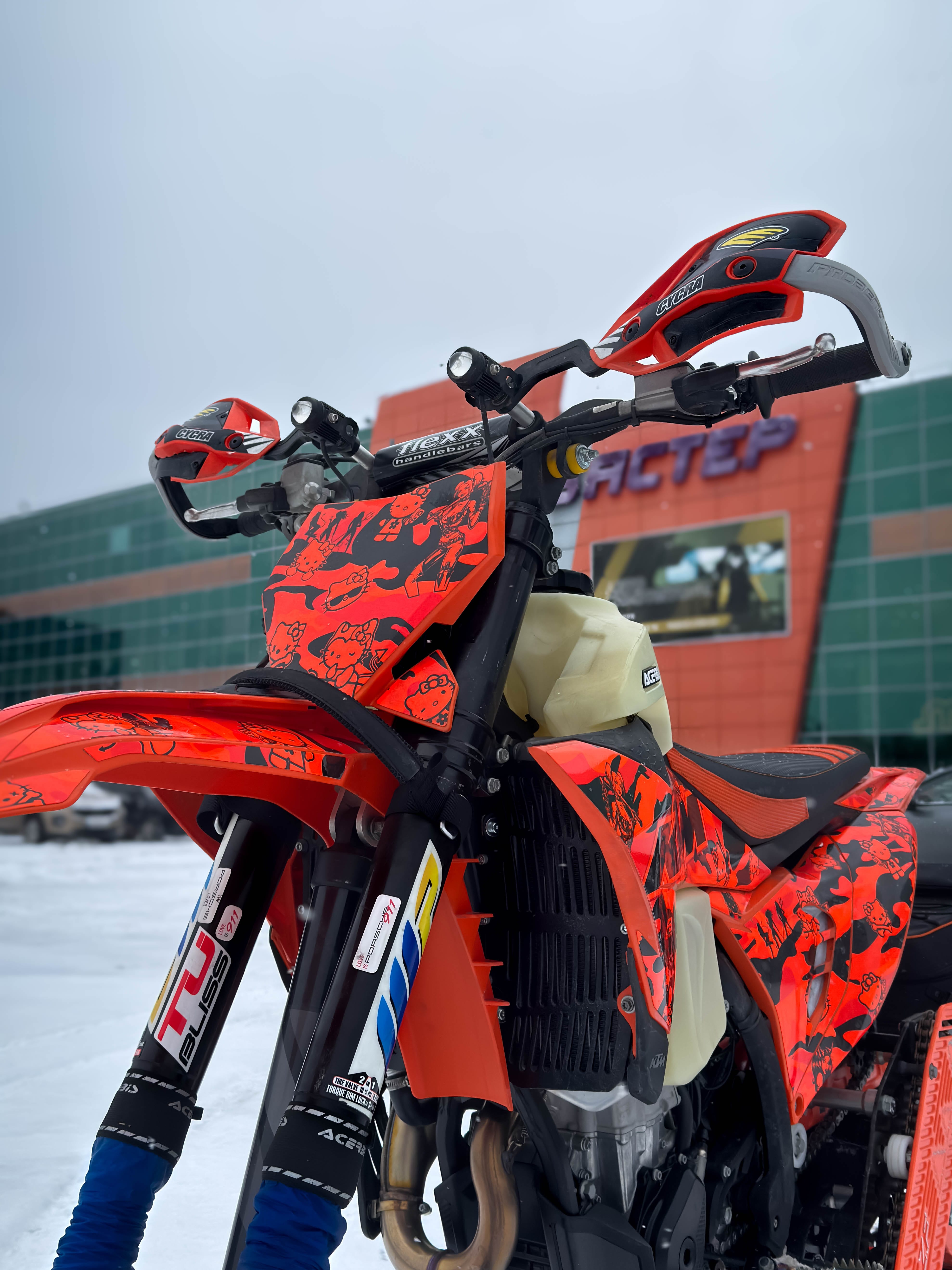 Професійний прокат снігових велосипедів KTM