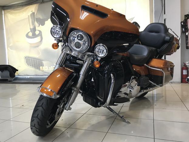 Harley Davidson Electra Glide Ultra Limited Orange for rental