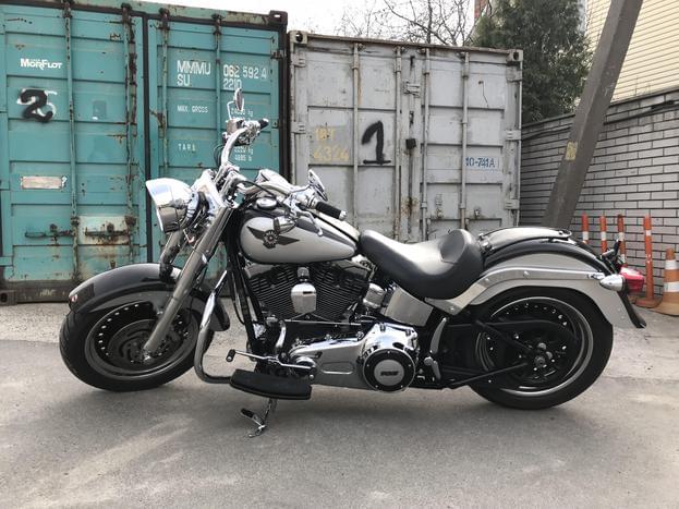 Harley Davidson Softail Fat Boy for rental