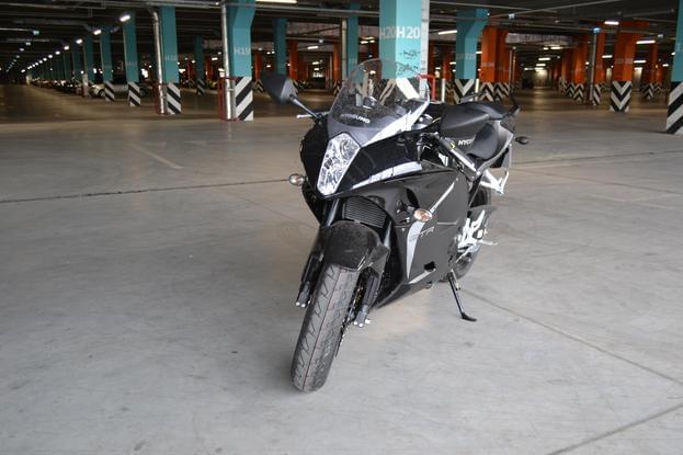 Оренда мотоцикла Hyosung GT 650 R