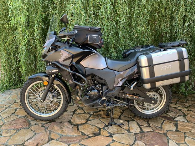 Оренда мотоцикла Kawasaki Versys-X 300