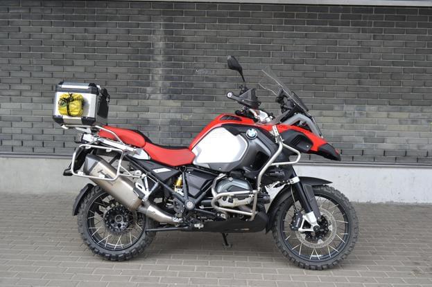 BMW R 1200 GS Adventure for rental
