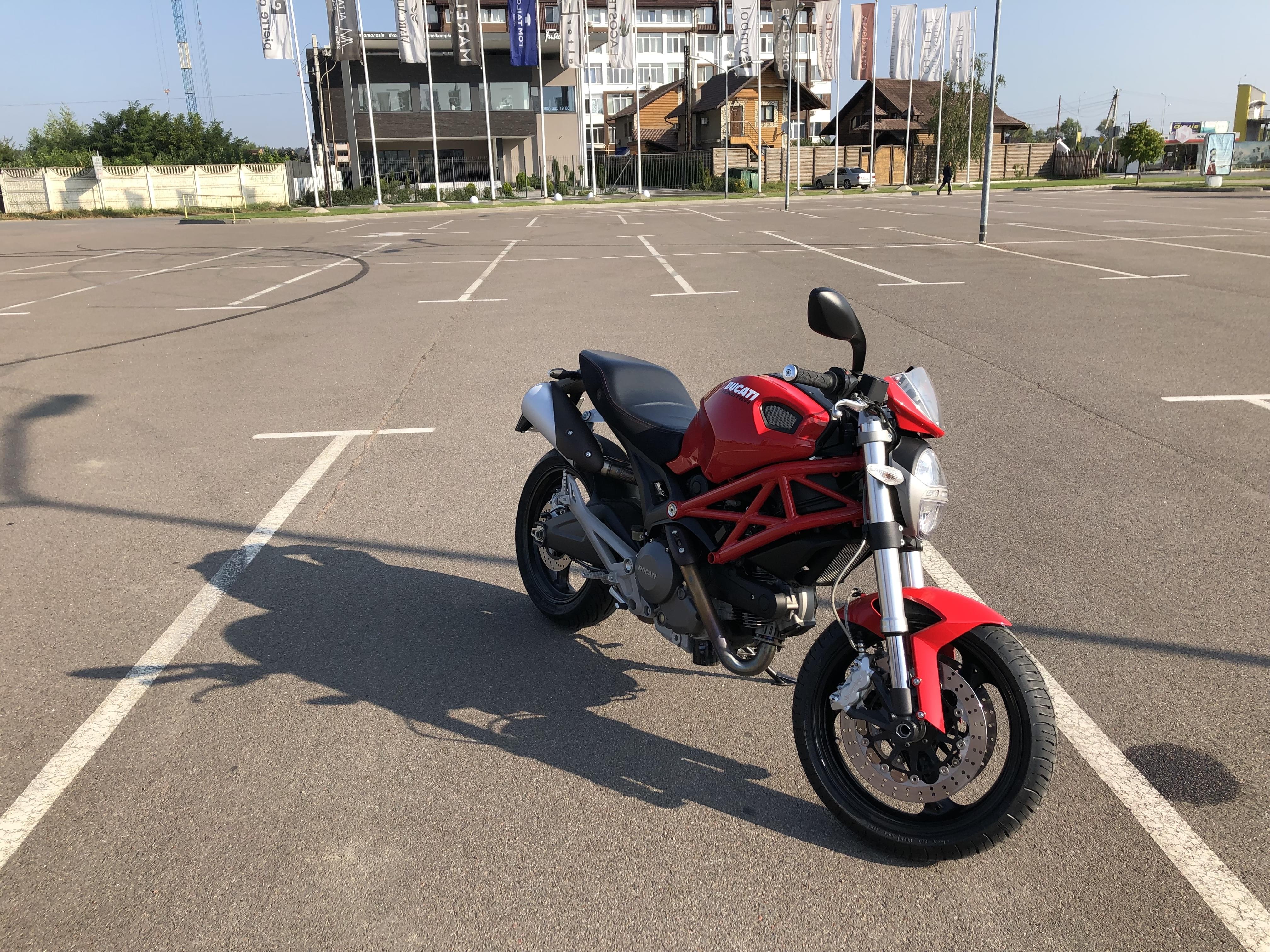 Ducati Monster 696 for rental
