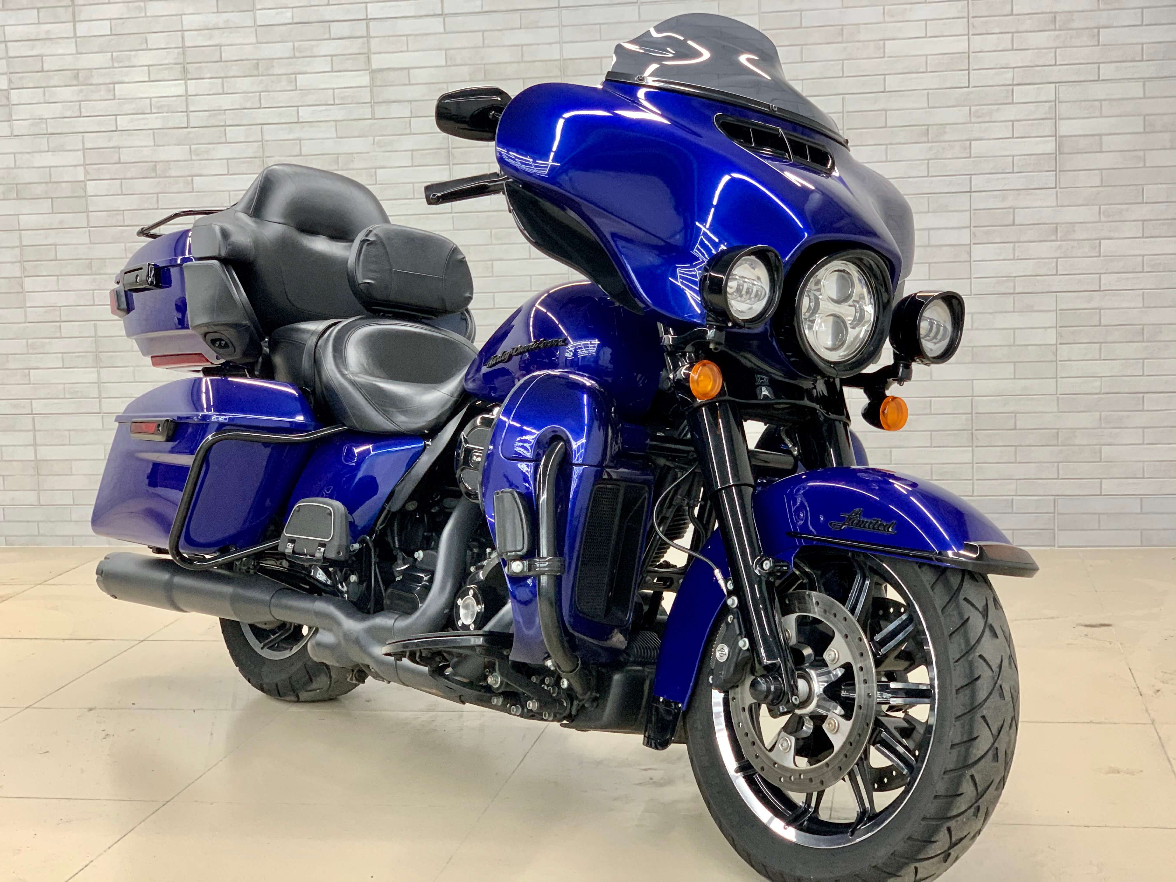 Аренда мотоцикла Harley Davidson Electra Glide Ultra Limited Blue